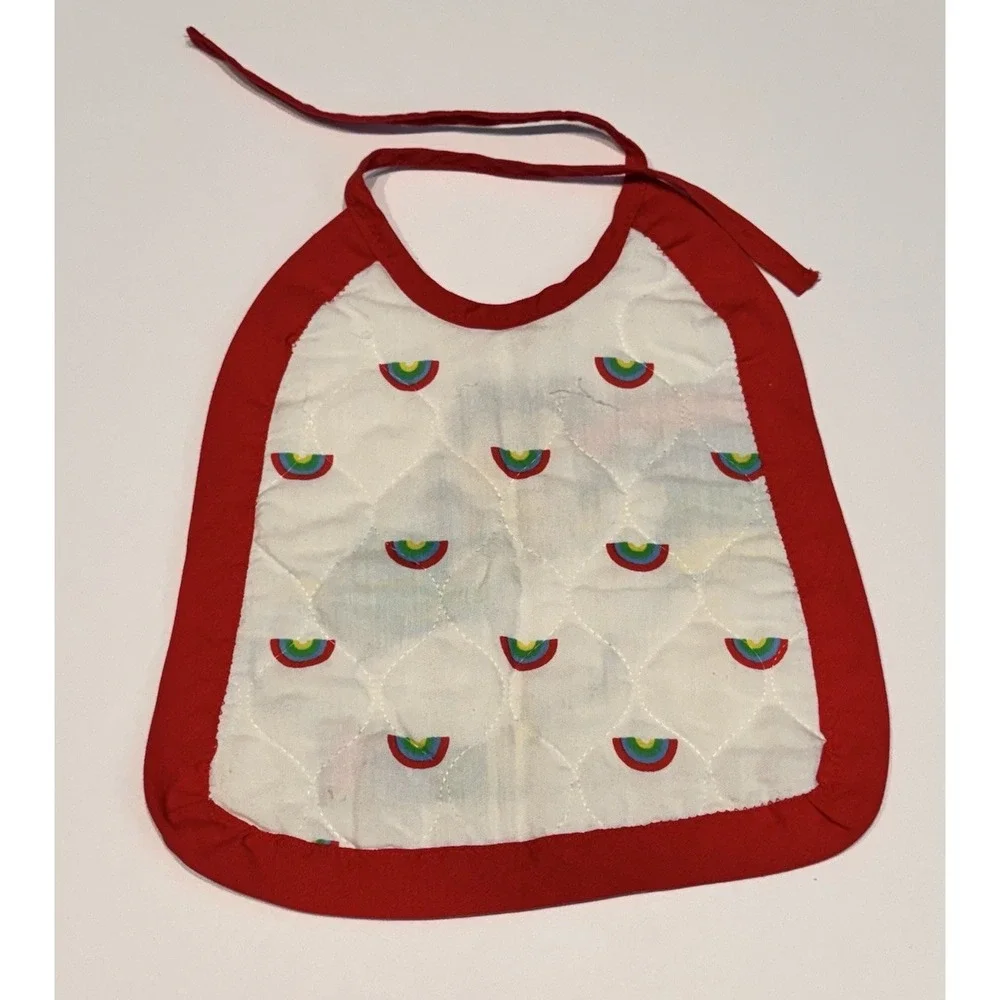 VTG Lucy Rainbow Quilted Baby‎ Bib Peanuts Snoopy Retro